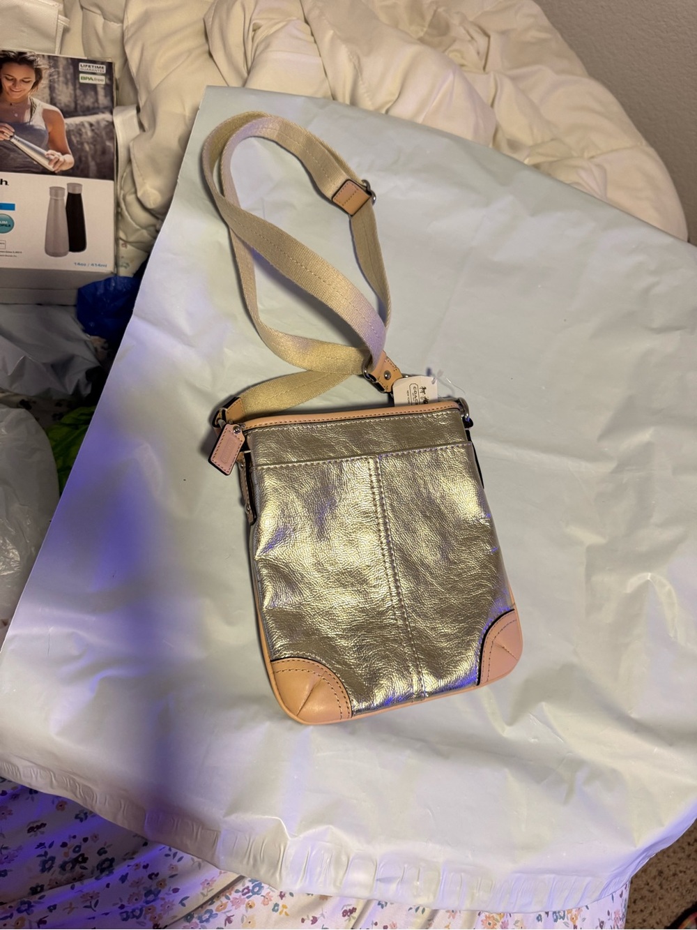 NWT Coach SWINGPACK SMALL SHOULDER CROSSBODY BAG SILVER GOLD - Picture 2 of 3